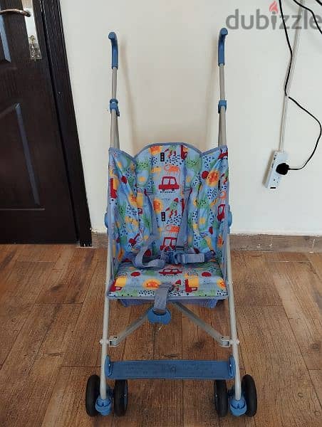 kids stroller fr sale almost new 6