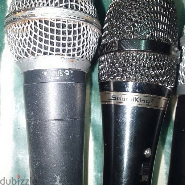 microphone with cable . 4 microphone with cable 1