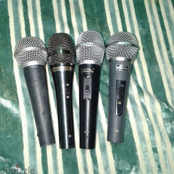 microphone with cable . 4 microphone with cable 11