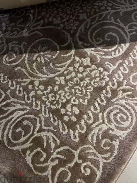 carpet / rug on sale 1