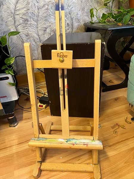 wooden table easel 1