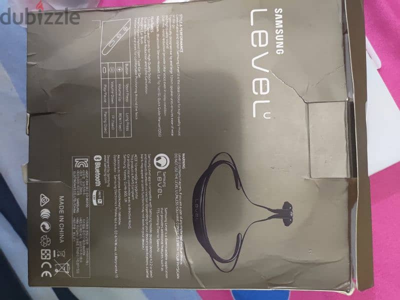 Samsung level u wireless Bluetooth headphones 1