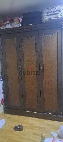 Kids Wardrobe and 3 door wardrobe for sale 2