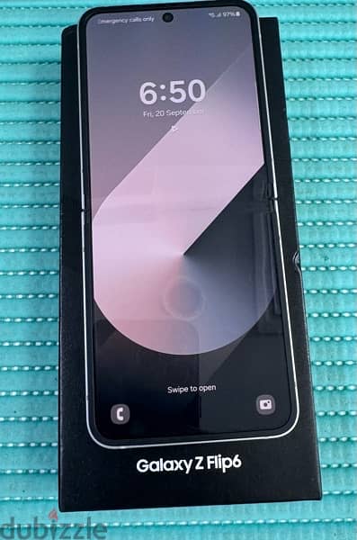 Samsung Galaxy Z flip 6 5G 256 GB Silver Shadow 1 week Used Only! 4