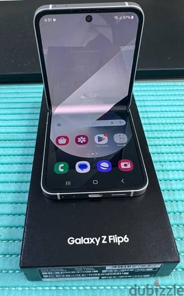 Samsung Galaxy Z flip 6 5G 256 GB Silver Shadow 1 week Used Only! 9