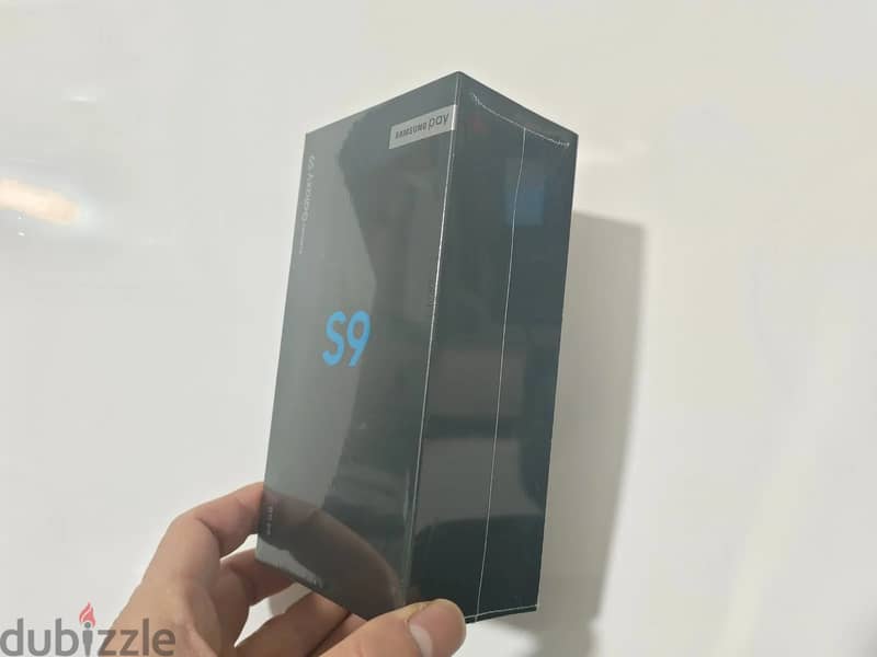 Sealed Samsung Galaxy S9 64GB Fully Unlocked 3