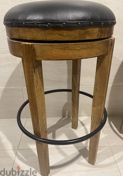 High quality leather & wood bar stools, 105x40cm 1