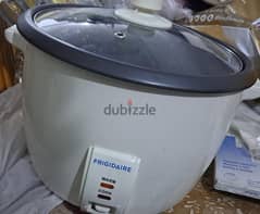 frigidaire rice cooker 2.5 liter non stick 0