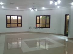 Nice 4 bedroom ground floor in mangaf with garden.