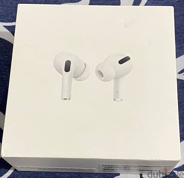 APPLE AIRPODS 1ST GENERATION FOR SELL 0