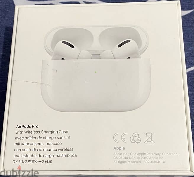 APPLE AIRPODS 1ST GENERATION FOR SELL 1