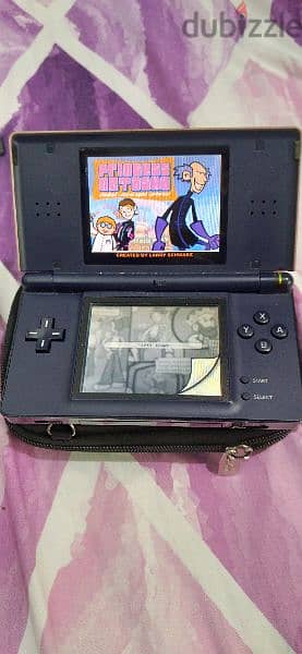 NINTENDO DS LITE WITH CARD GAME 10