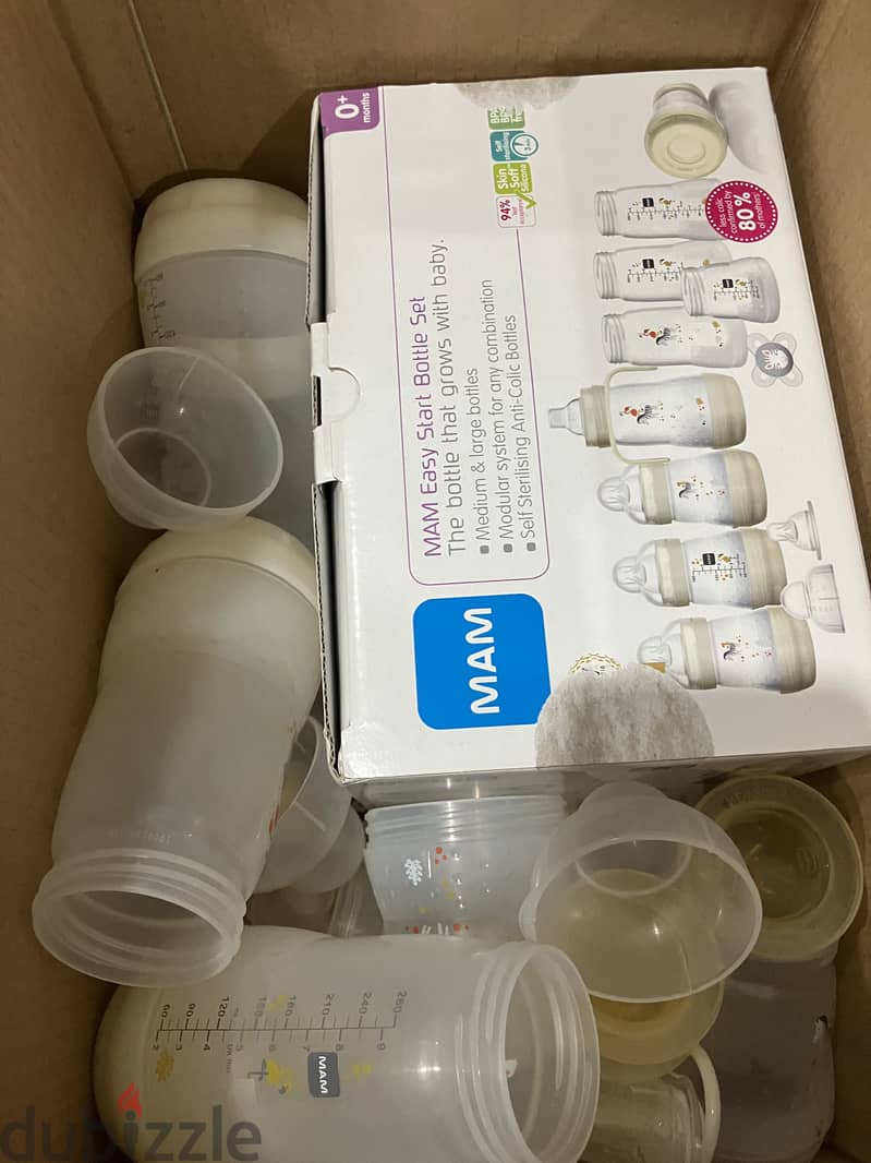 TOMMEE TIPPEE PERFECT PREP MILK MACHINE & MAM ANTI-COLIC FEED BOTTLES 5