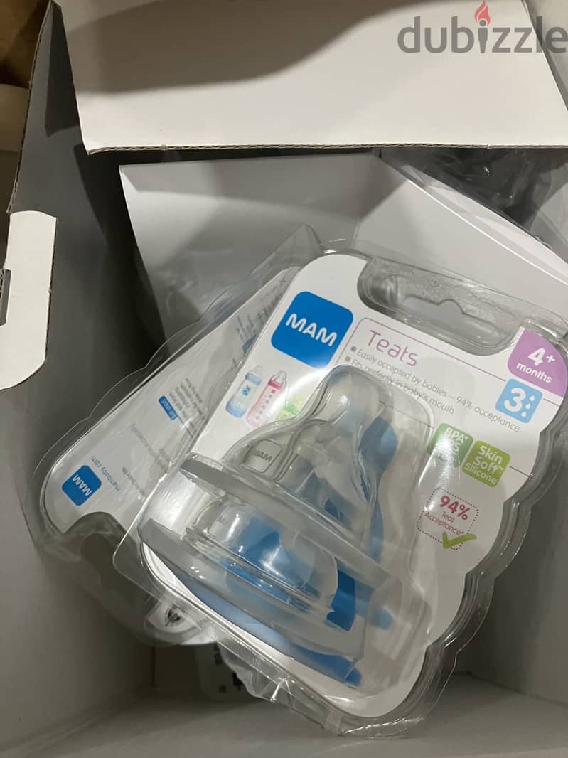 TOMMEE TIPPEE PERFECT PREP MILK MACHINE & MAM ANTI-COLIC FEED BOTTLES 6