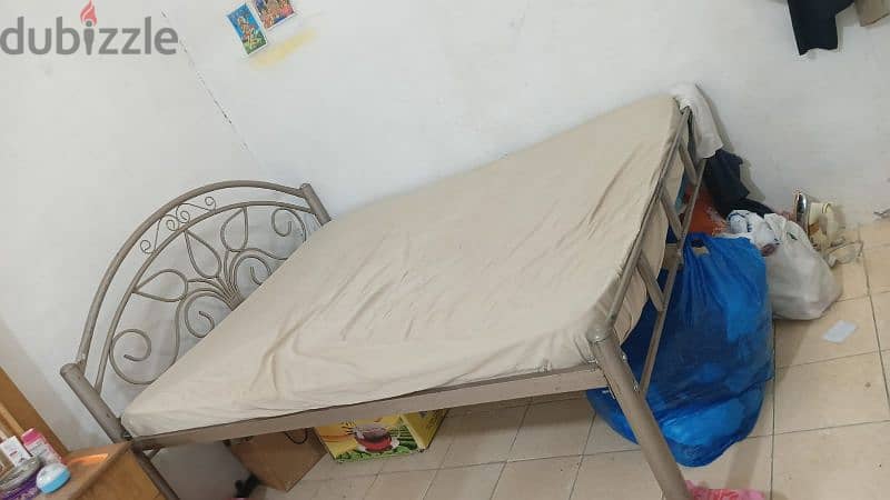 bed frame used good condition 0