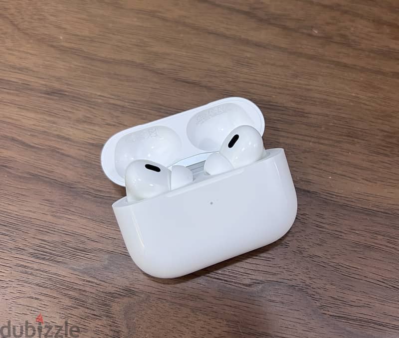 Brand new AirPods Pro 2 with wireless charging case(lightning) 0