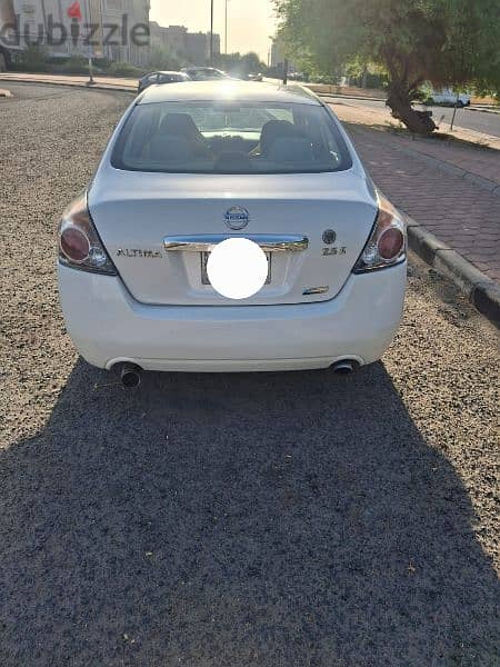 Nissan Altima 2012 V4 FAMILY USED URGENT SALE 3