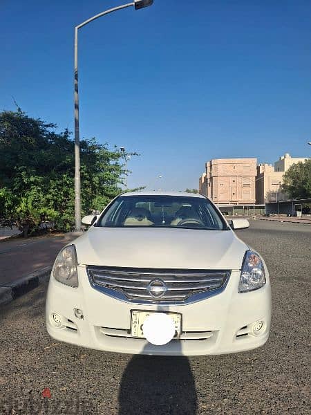 Nissan Altima 2012 V4 FAMILY USED URGENT SALE 5