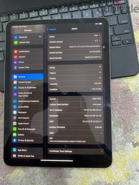 ipad pro 11 inch 128gb SIM card with Magic Keyboard 4