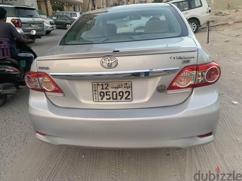 Toyota Corolla 2013 xli 1.8كرولا مكينه في دخان 3