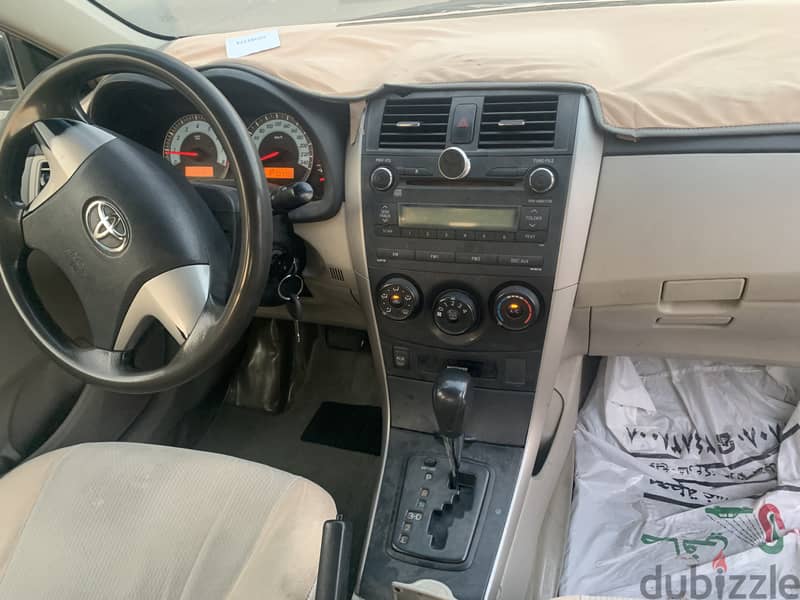 Toyota Corolla 2013 xli 1.8كرولا مكينه في دخان 7