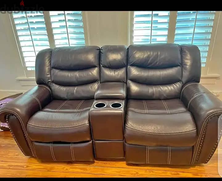 RECLINERS COUCHES 16