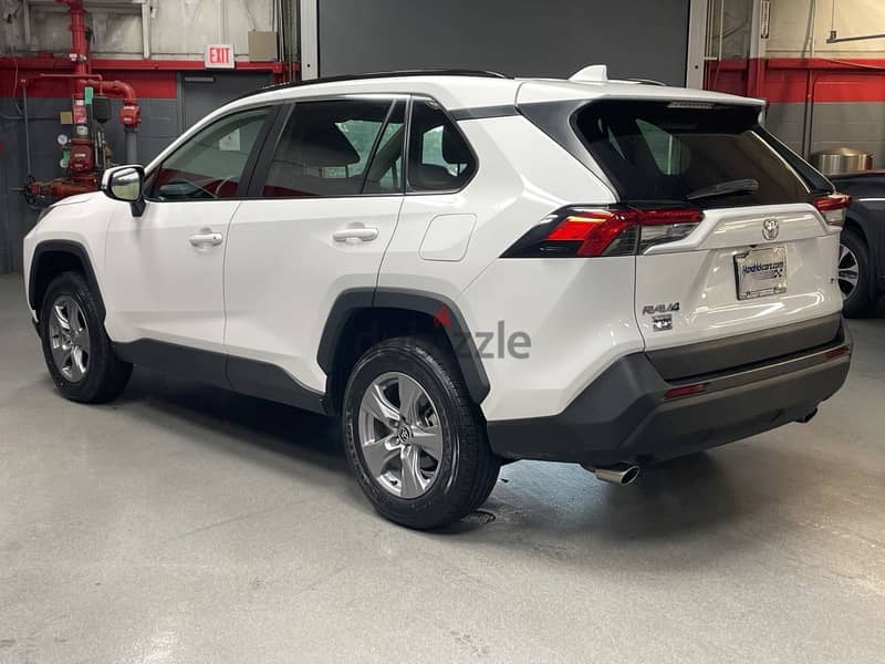 2022 Toyota RAV4 2.5L XLE 1