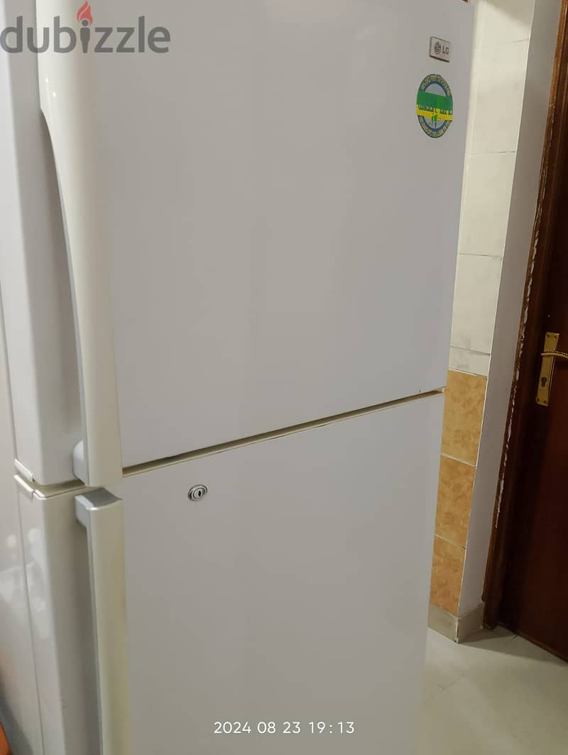 LG 500 litres Fridge for sale in salmiya block 10 0