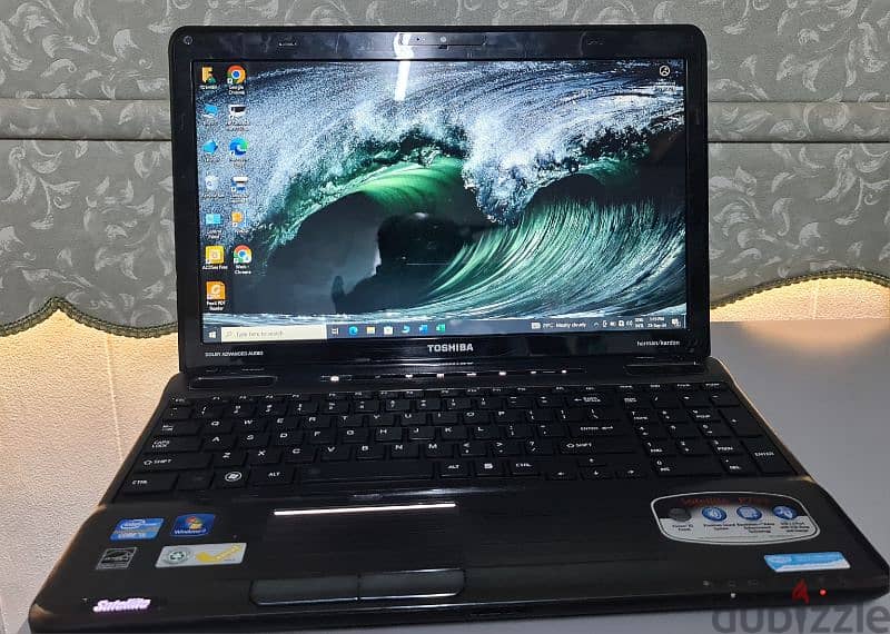 USED TOSHIBA LAPTOP FOR SALE IN GOOD CONDITIONS 0