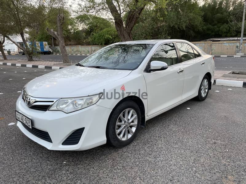 Toyota Camry 2015 GL mid option 1