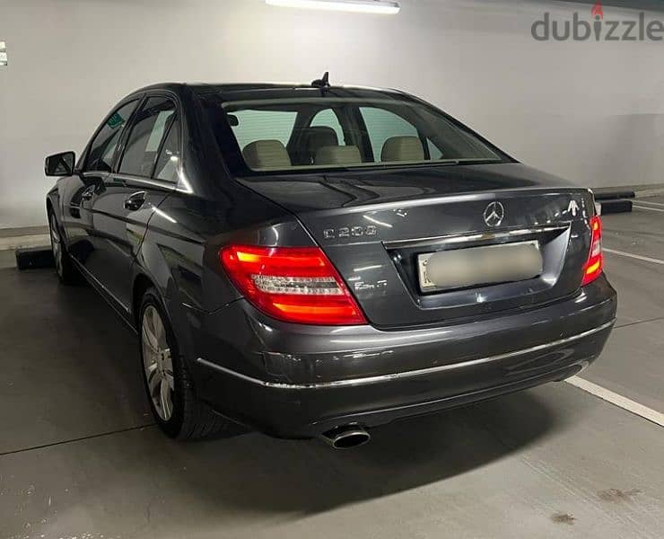 Mercedes-Benz C200 2014 1