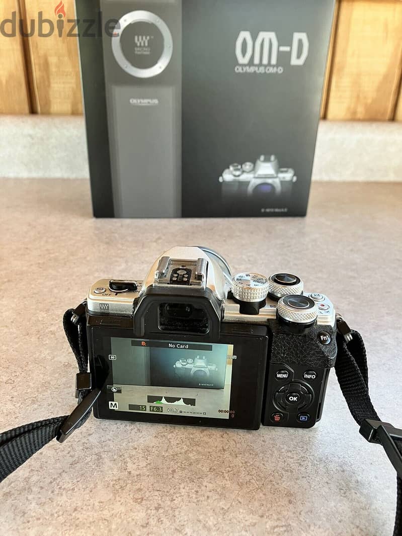 Olympus OM-D E-M10 Mark II Mirrorless Camera with 14-42mm IIR Lens - 2