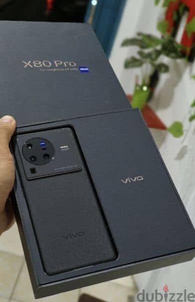 Vivo X80 pro 12gb 256 storage 2