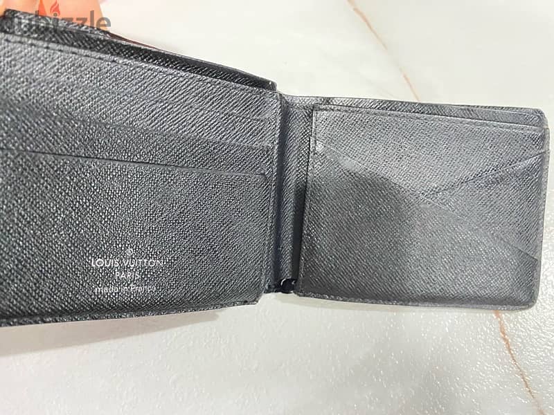 authentic  lv men compact wallet 0