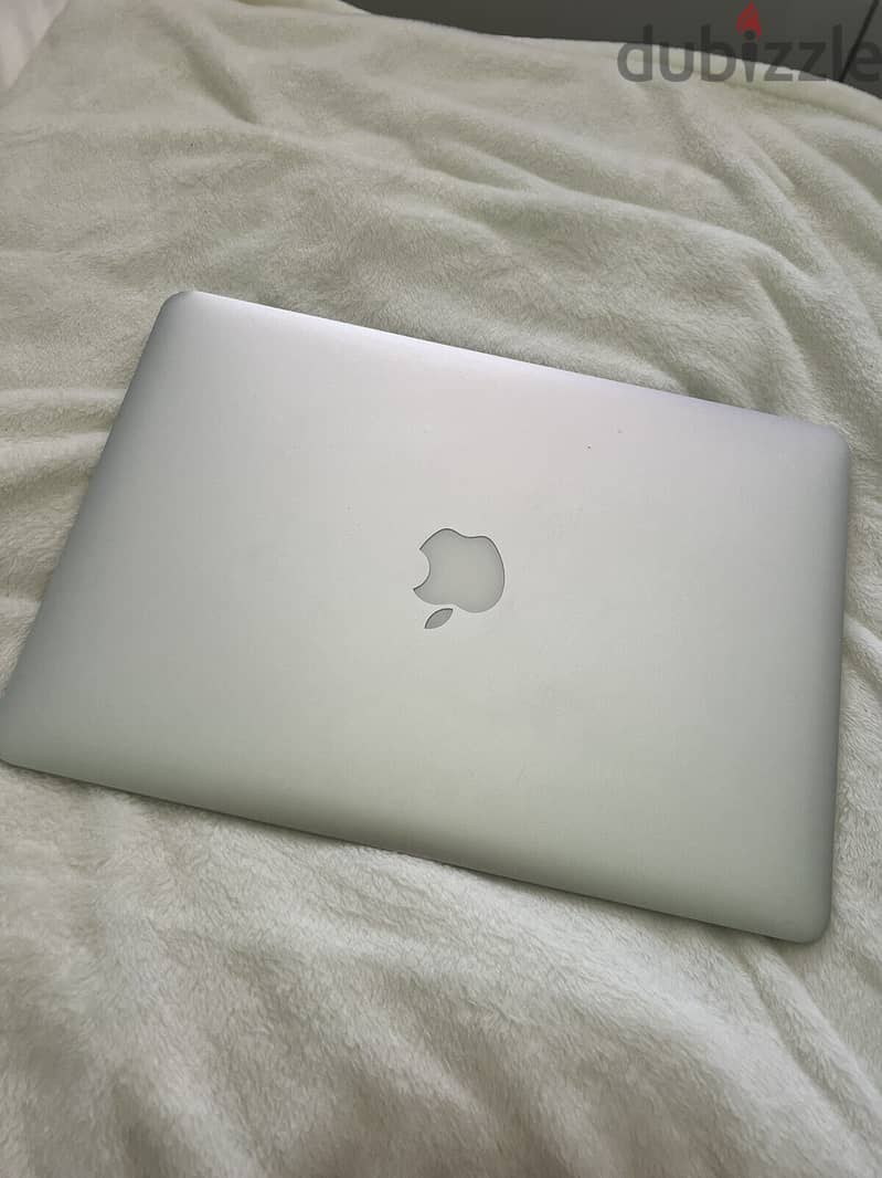 mac book air 13 inch 3