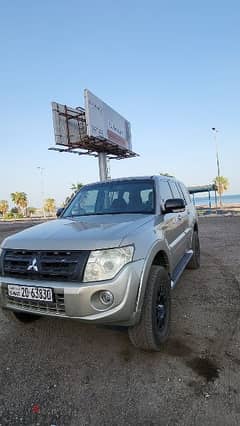 Mitsubishi Pajero 2012