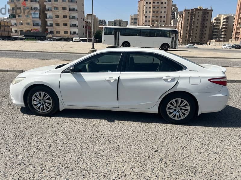 Toyota Camry 2017 6