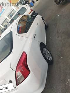 Nissan Sunny 2015 0