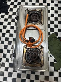 GAS RANGE FOR SALE USE NO ANY ISSUE WITH GAS PIPE 0