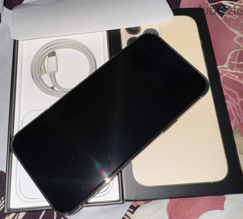 Iphone 13 Pro Max 256 GB Gold for sale. 6