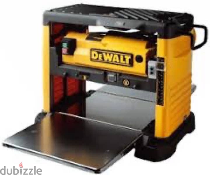 DEWALT DW733 Thickness Planner 1