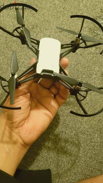 drone dji tello orginal looks like new 6