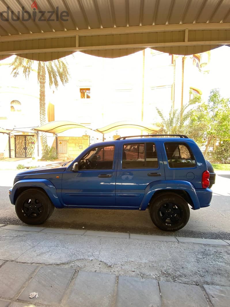 Jeep Cherokee limited For Sale 8