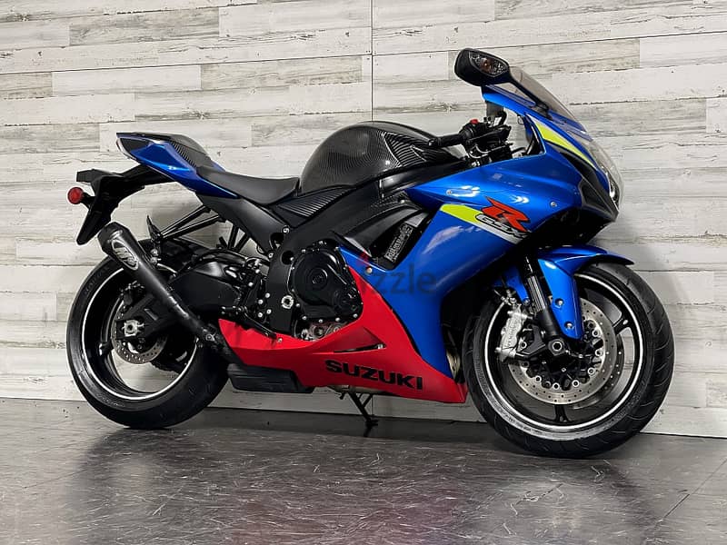 2016 Suzuki gsx-R600 (+97466574363) 1