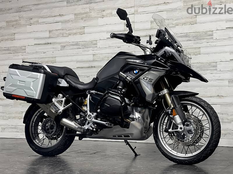 2017 BMW R1200GS  +(97466574363) 1