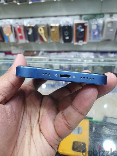 ipoone 13 512gb 84% bettery 4