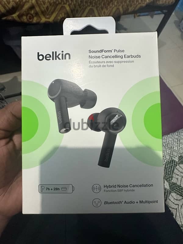 Belkin SoundForm pulse earbuds 2