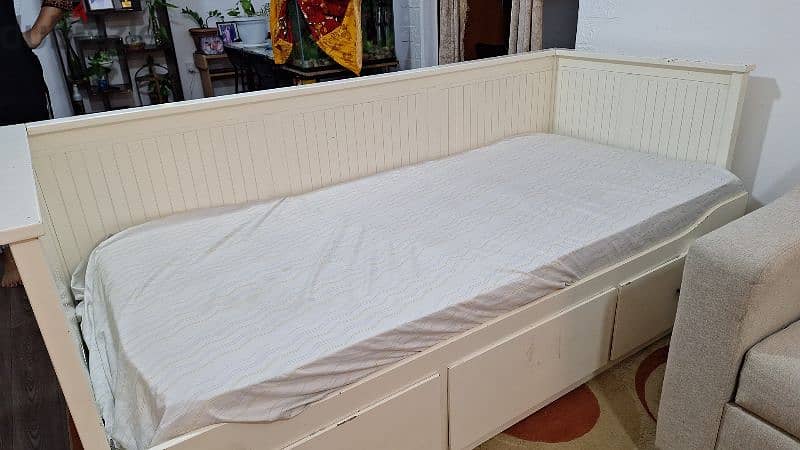 IKEA used Day bed for sale mahaboula block 3street 301 1