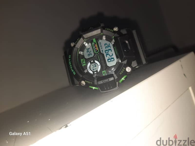 Watch in (Excellent) condition 2