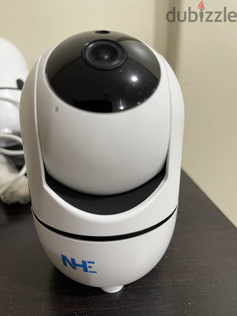 NHE 2MP Indoor Intelligent Tracking Camera 1